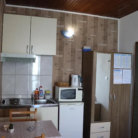 Bruno Fjamantno Apartment